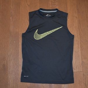 Nike sleeveless shirt